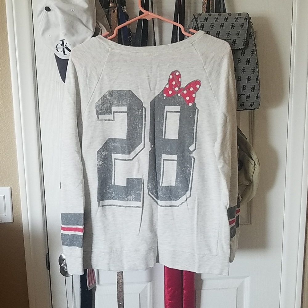 Set: Disney Tops - Picture 3 of 4